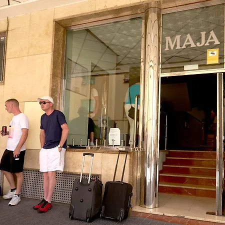 Maja Appartement *