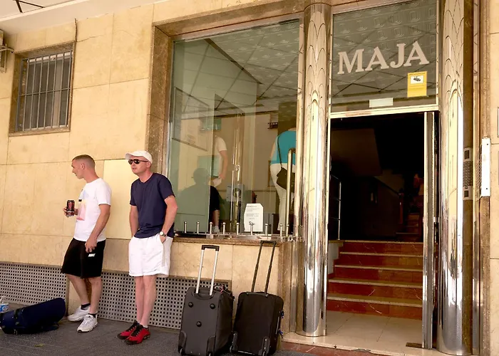 Maja Apartamento *